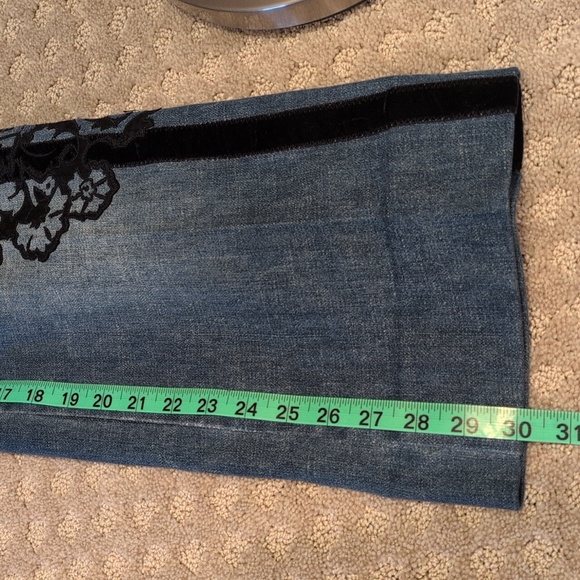 Roberto Cavalli vintage denim jeans with silk and velvet embroidery - Picture 5 of 16
